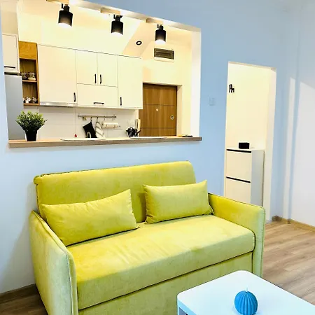 Apartment Golden Oasis